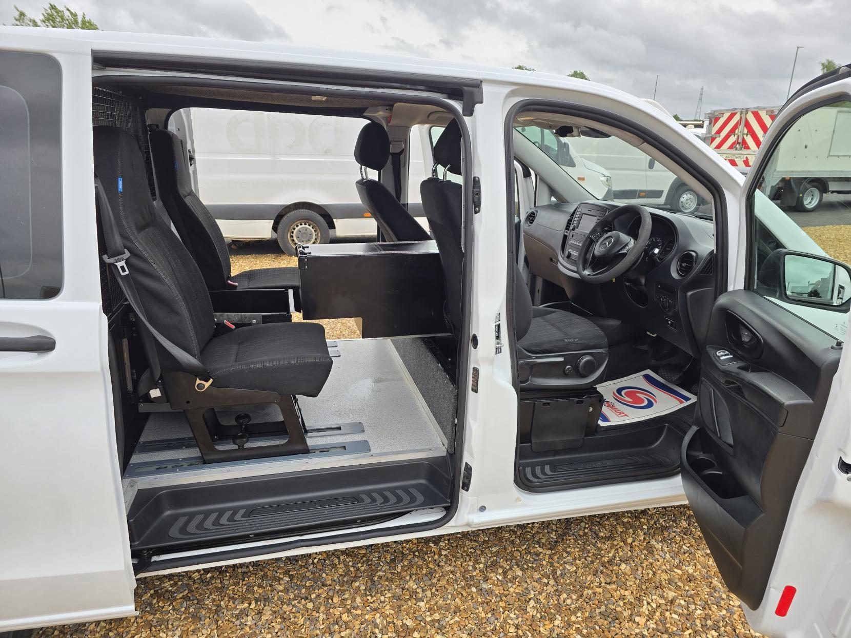 Mercedes-Benz Vito 2.1 116 CDI BlueTEC Panel Van 5dr Diesel G-Tronic+ RWD L1 Euro 6 (s/s) (163 ps)