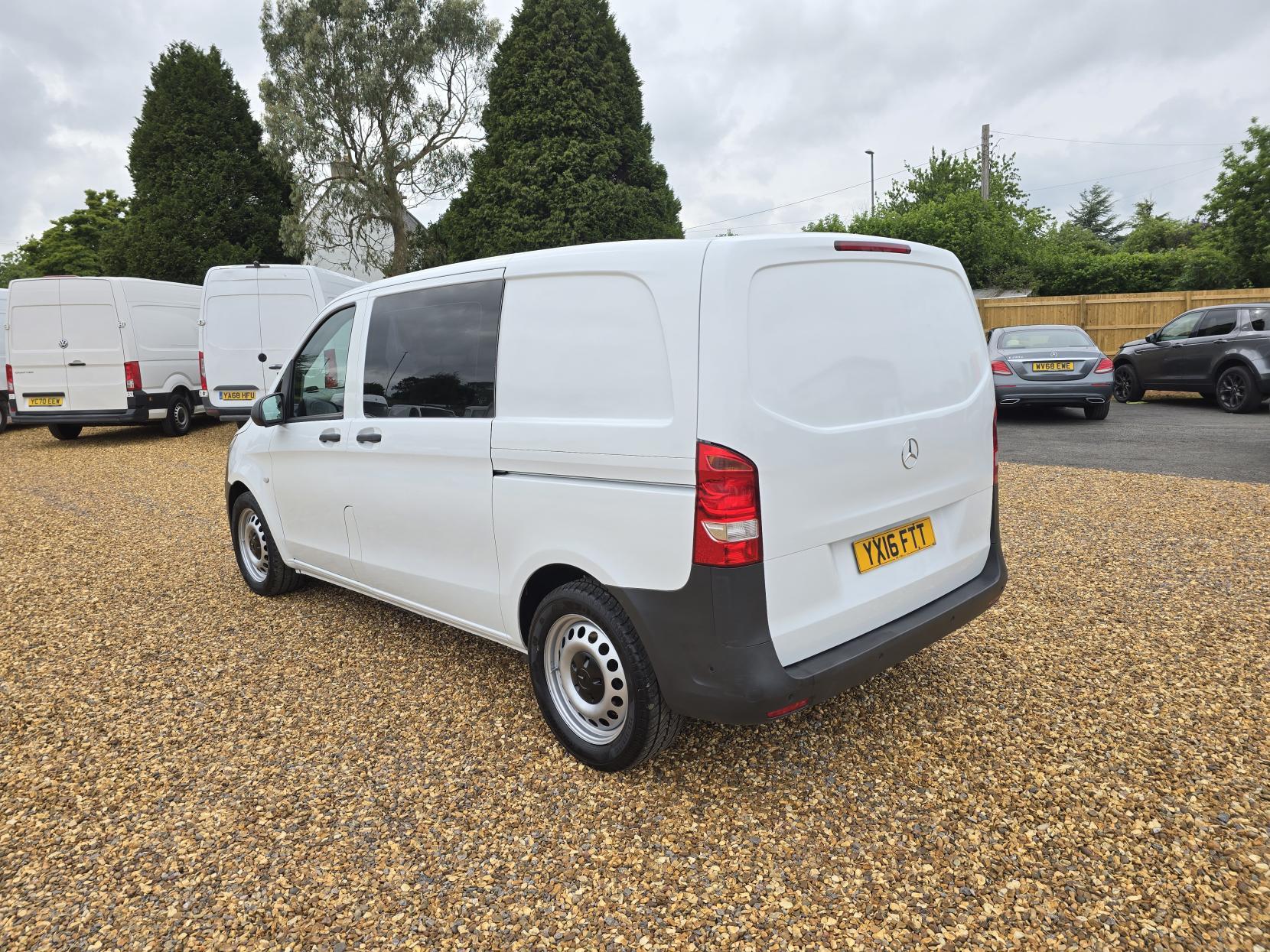 Mercedes-Benz Vito 2.1 116 CDI BlueTEC Panel Van 5dr Diesel G-Tronic+ RWD L1 Euro 6 (s/s) (163 ps)