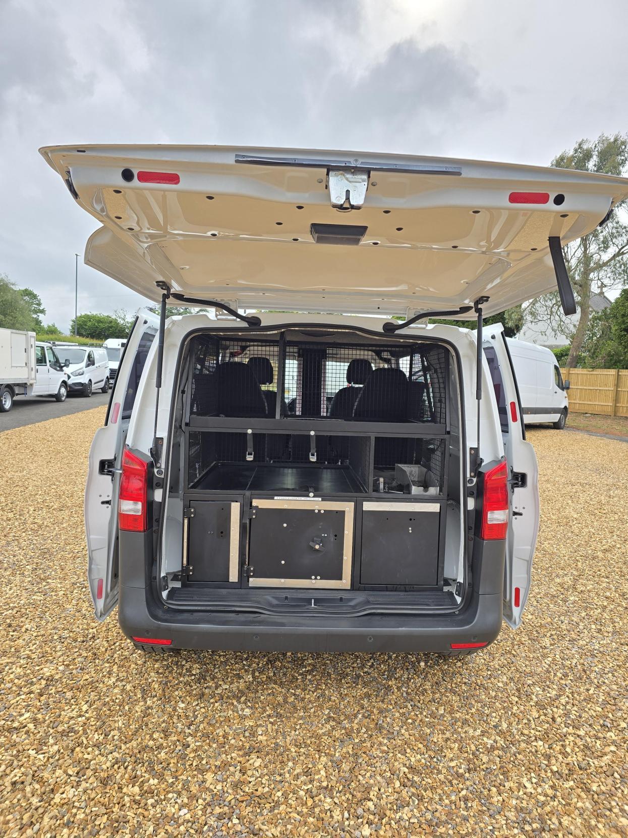 Mercedes-Benz Vito 2.1 116 CDI BlueTEC Panel Van 5dr Diesel G-Tronic+ RWD L1 Euro 6 (s/s) (163 ps)