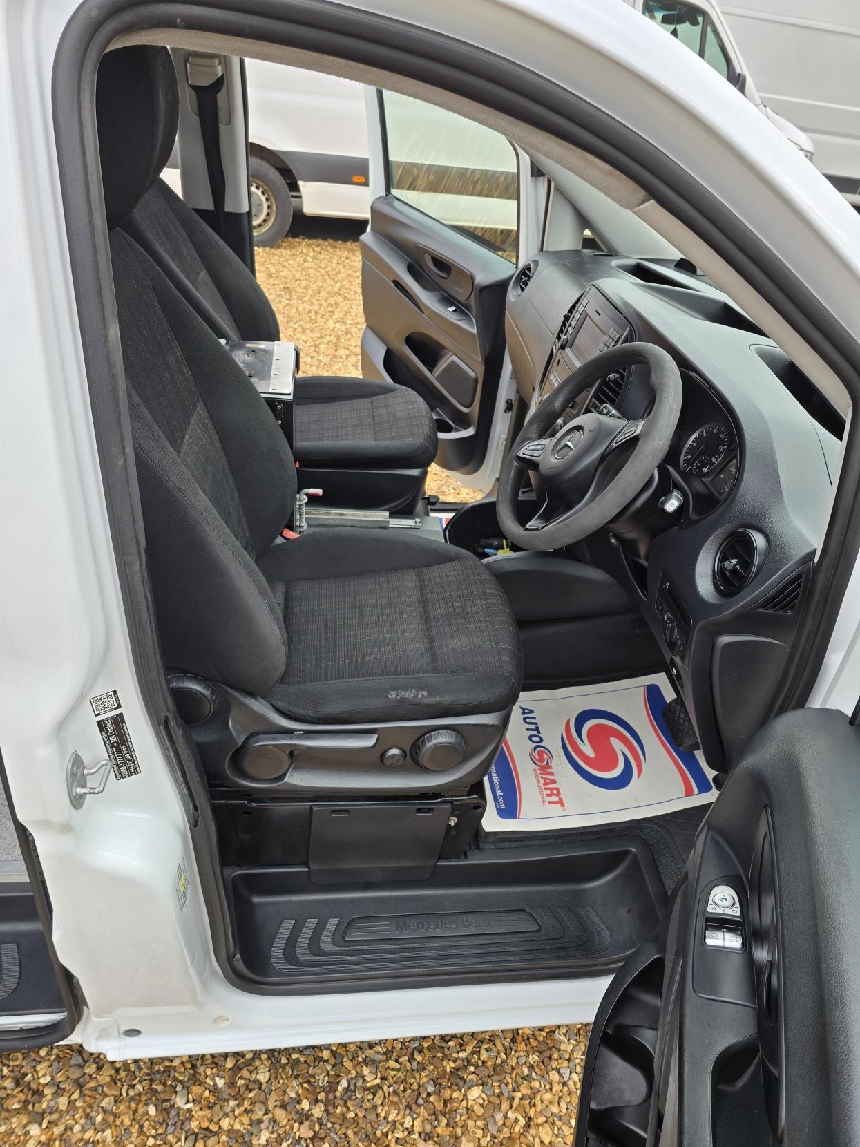Mercedes-Benz Vito 2.1 116 CDI BlueTEC Panel Van 5dr Diesel G-Tronic+ RWD L1 Euro 6 (s/s) (163 ps)
