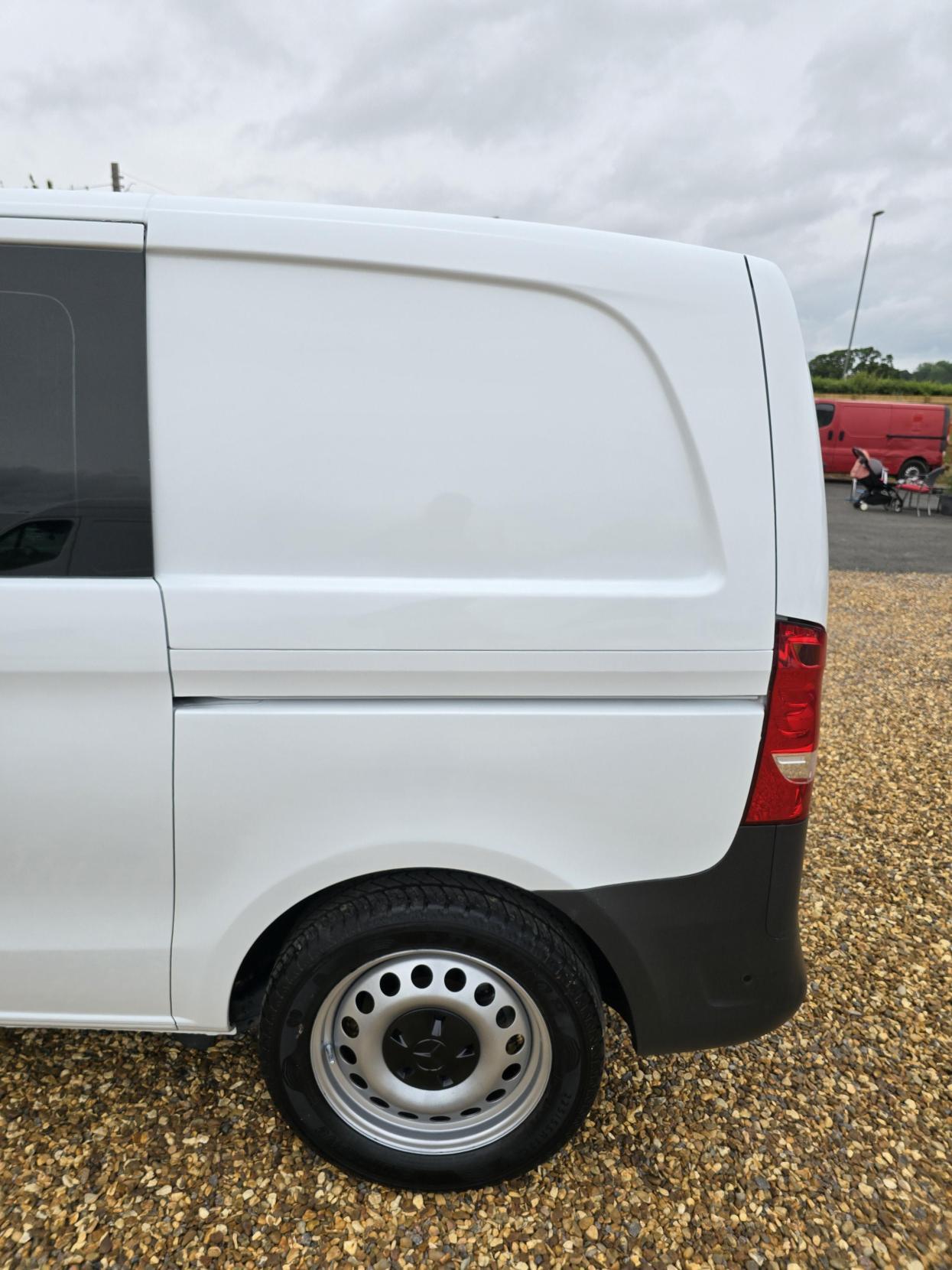 Mercedes-Benz Vito 2.1 116 CDI BlueTEC Panel Van 5dr Diesel G-Tronic+ RWD L1 Euro 6 (s/s) (163 ps)
