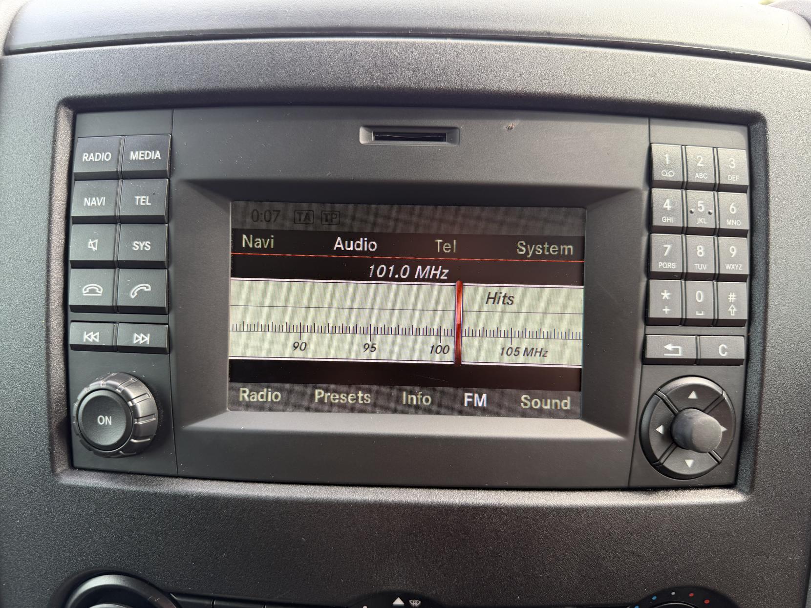 2014 Mercedes-Benz Sprinter 2.1 313 CDi Panel Van 4dr Diesel Manual RWD L2 (129 bhp) - Thumbnail 26