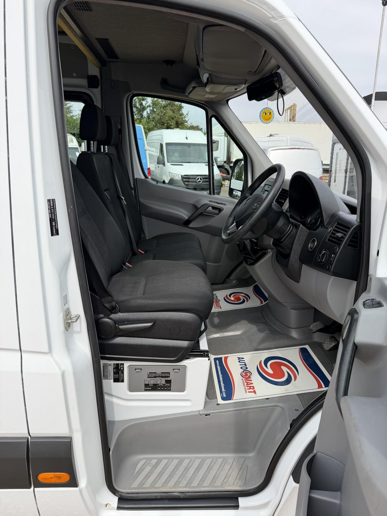 2014 Mercedes-Benz Sprinter 2.1 313 CDi Panel Van 4dr Diesel Manual RWD L2 (129 bhp) - Thumbnail 14