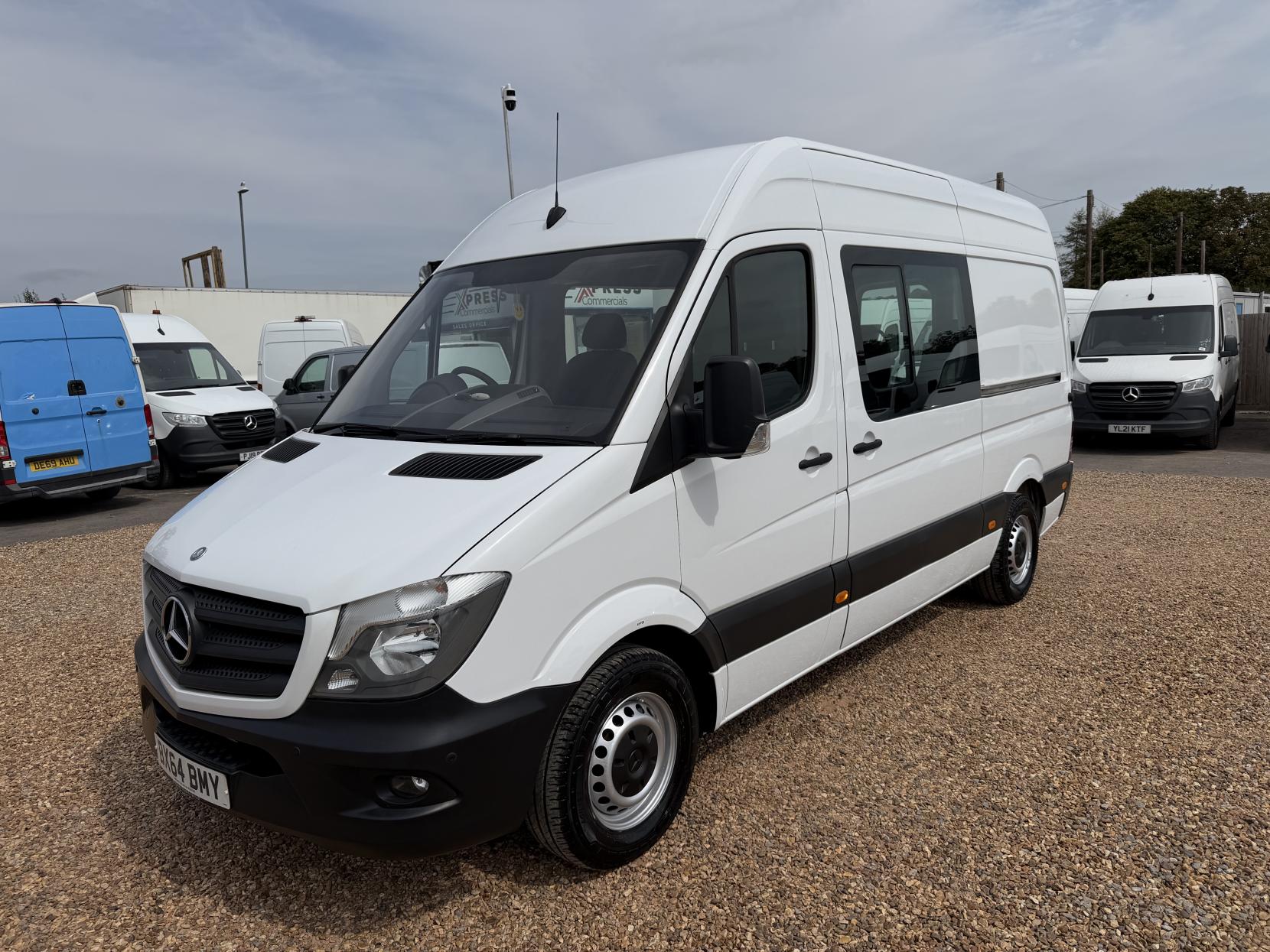 2014 Mercedes-Benz Sprinter 2.1 313 CDi Panel Van 4dr Diesel Manual RWD L2 (129 bhp) - Thumbnail 7