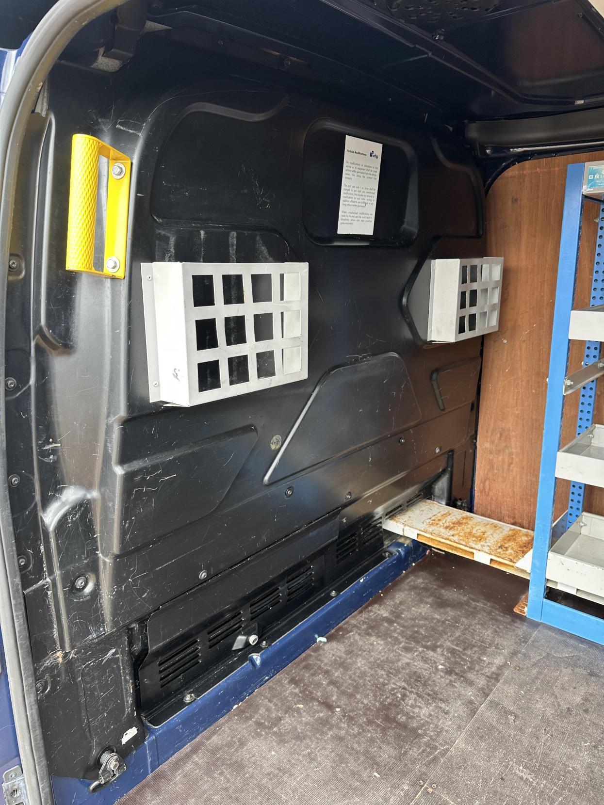 Ford Transit Custom 2.2 TDCi 330 Trend Panel Van 5dr Diesel Manual L2 H1 (197 g/km, 123 bhp)