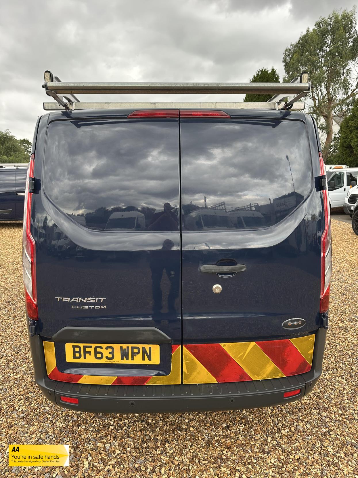 Ford Transit Custom 2.2 TDCi 330 Trend Panel Van 5dr Diesel Manual L2 H1 (197 g/km, 123 bhp)