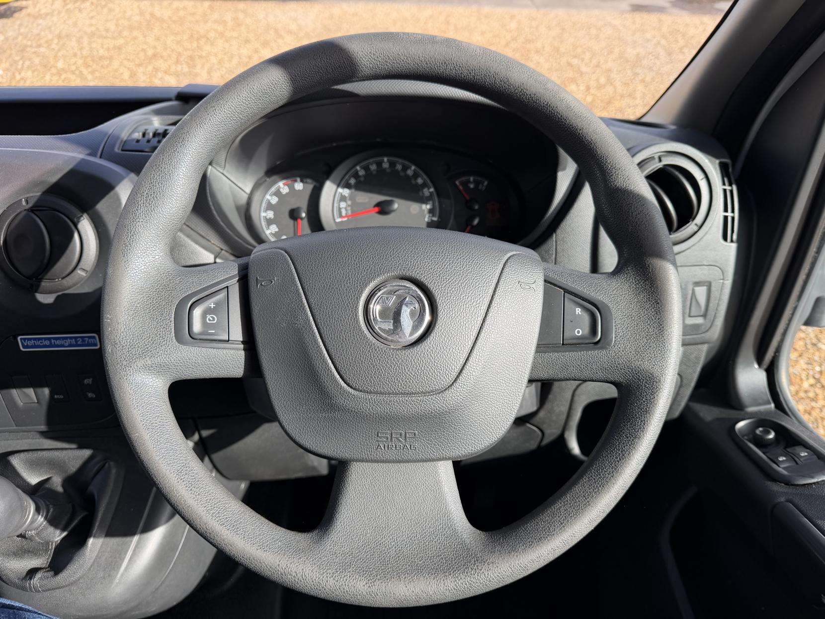 Vauxhall Movano 2.3 CDTi 3500 Panel Van 5dr Diesel Manual FWD L2 H2 Euro 6 (130 ps)