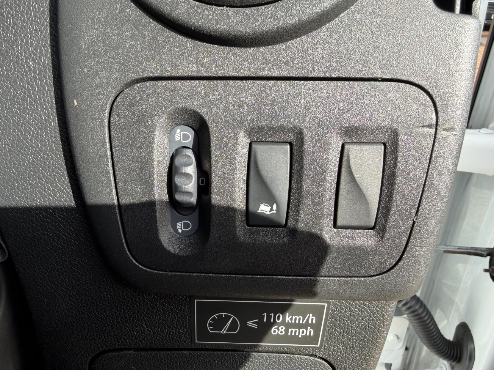 Vauxhall Movano 2.3 CDTi 3500 Panel Van 5dr Diesel Manual FWD L2 H2 Euro 6 (130 ps)