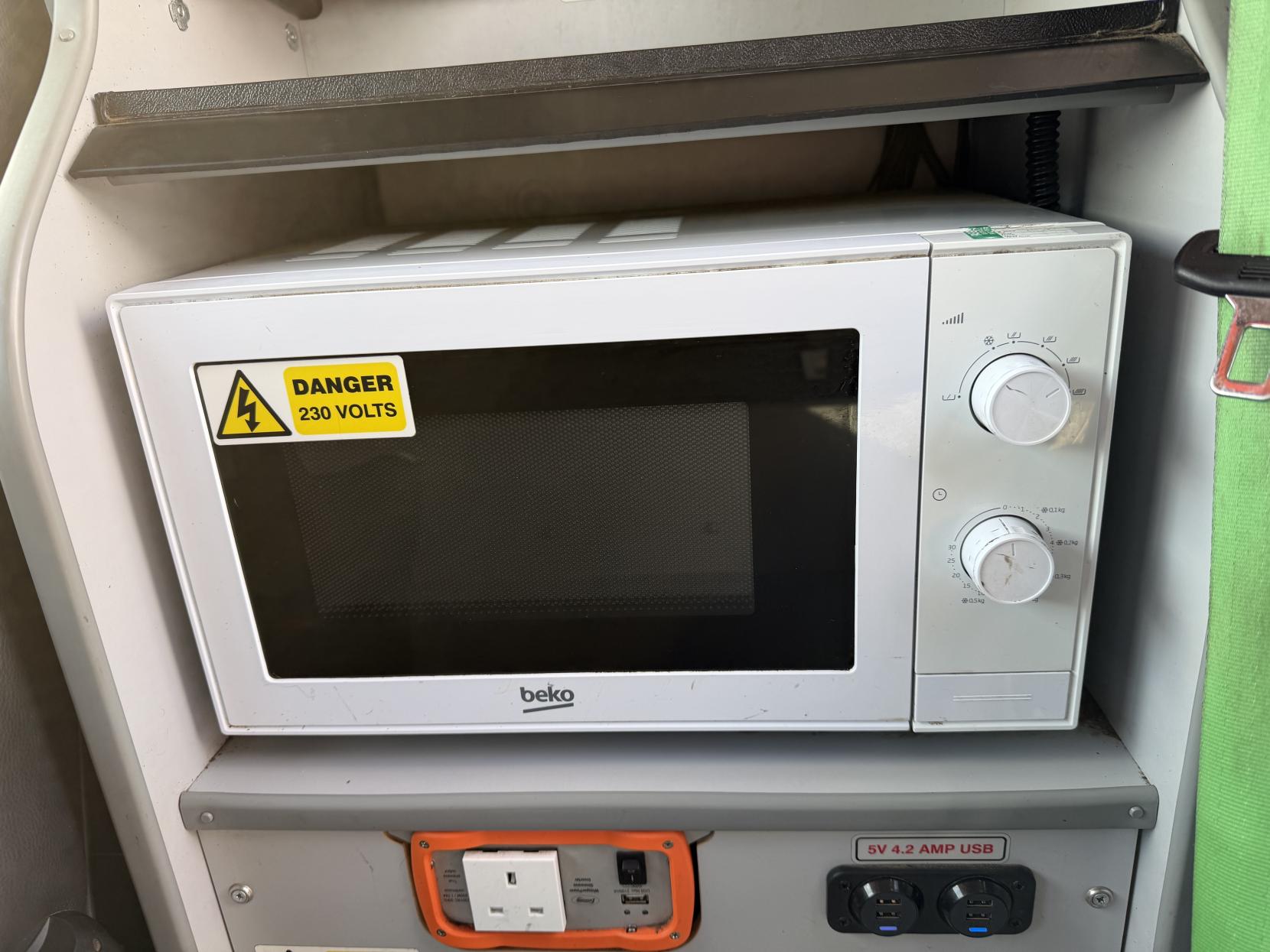 Vauxhall Movano 2.3 CDTi 3500 Panel Van 5dr Diesel Manual FWD L2 H2 Euro 6 (130 ps)