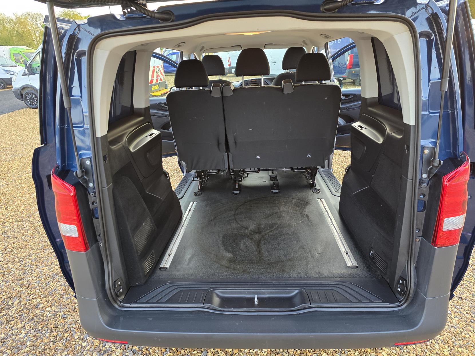 Mercedes-Benz Vito 2.1 114 CDI BlueTEC Crew Van Double Cab 5dr Diesel Manual RWD L1 Euro 6 (s/s) (136 ps)