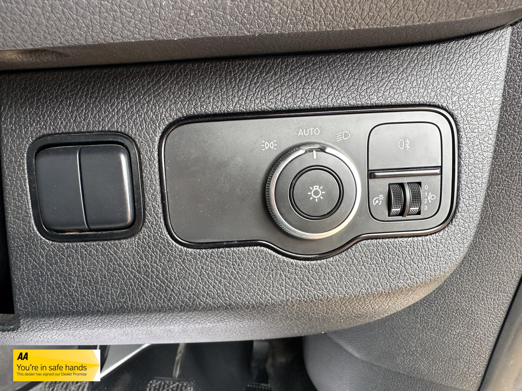 Mercedes-Benz Sprinter 2.1 311 CDI Panel Van 5dr Diesel Manual RWD L3 H2 Euro 6 (114 ps)