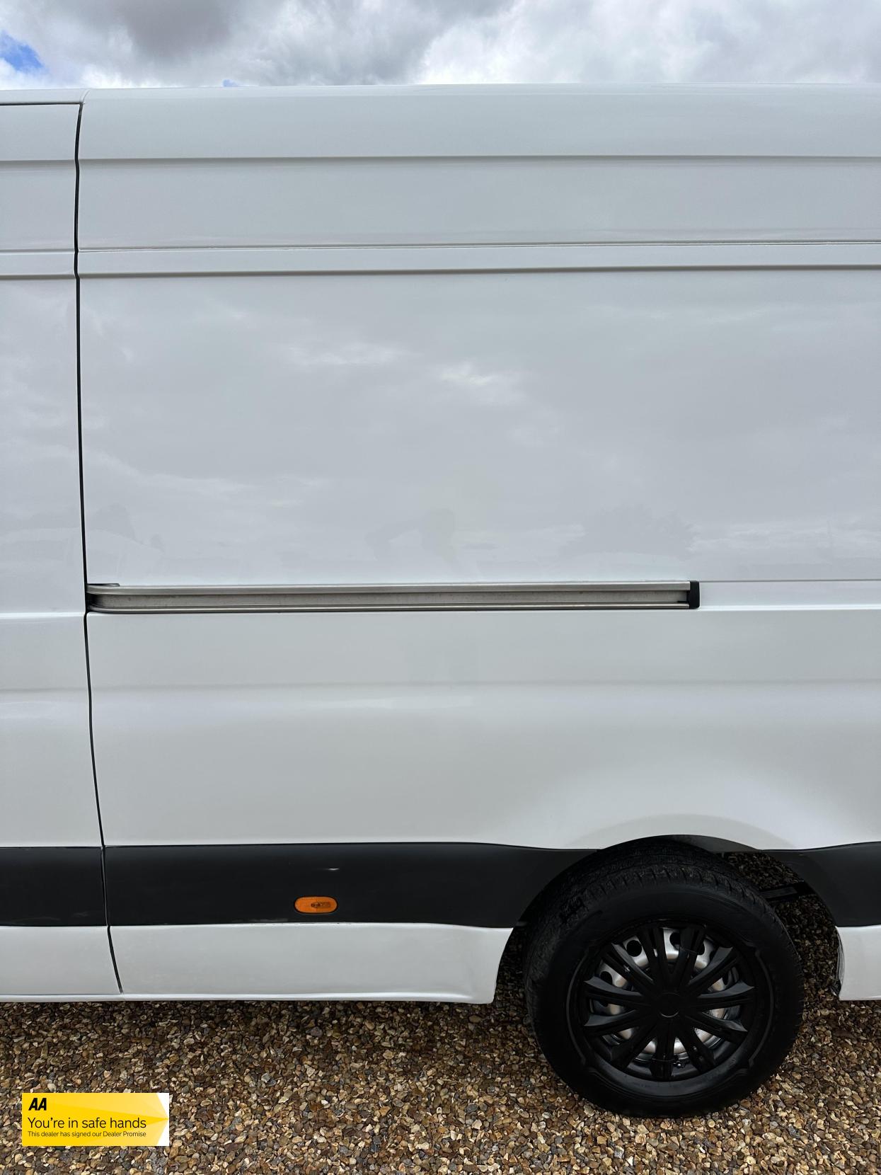 Mercedes-Benz Sprinter 2.1 311 CDI Panel Van 5dr Diesel Manual RWD L3 H2 Euro 6 (114 ps)