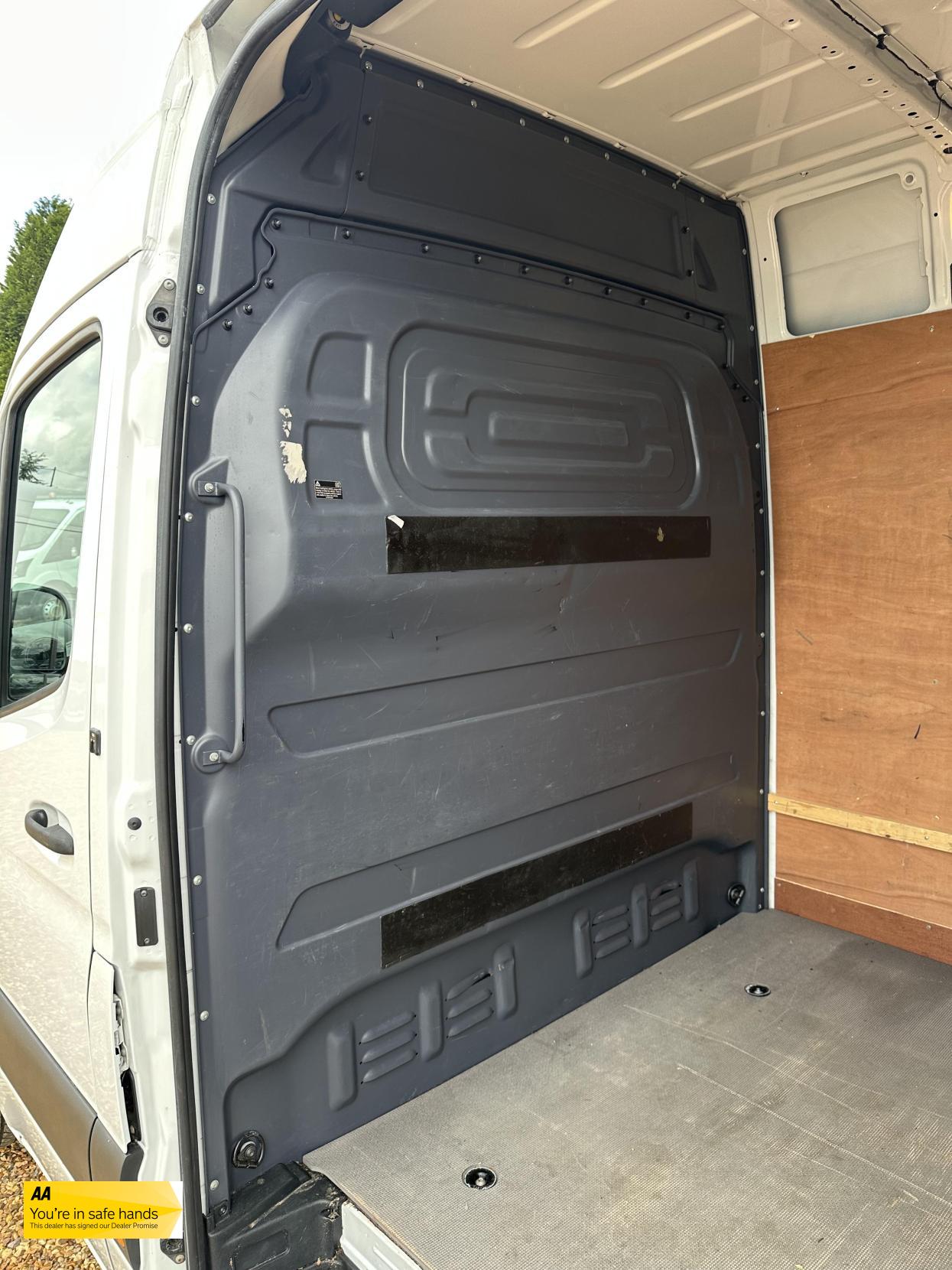 Mercedes-Benz Sprinter 2.1 311 CDI Panel Van 5dr Diesel Manual RWD L3 H2 Euro 6 (114 ps)