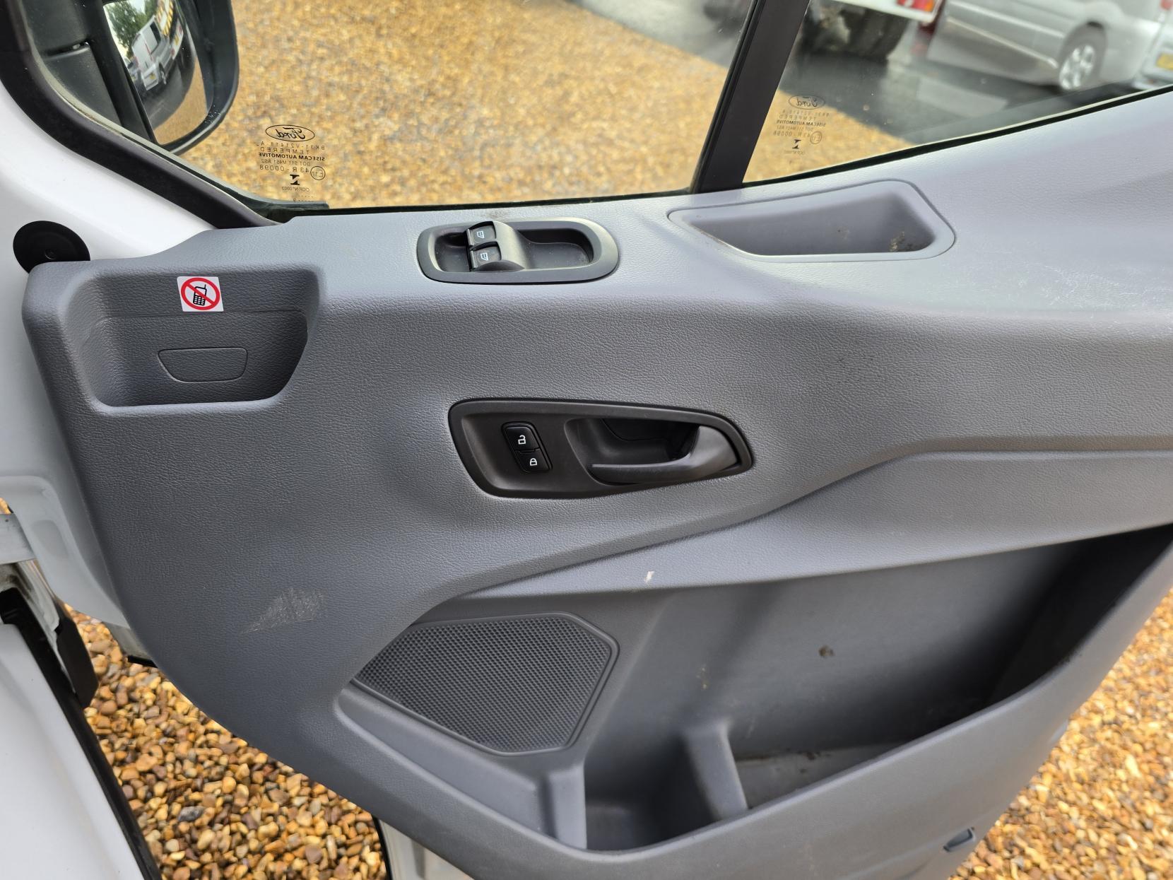 Ford Transit 2.0 350 EcoBlue Panel Van 5dr Diesel Manual RWD L2 H3 Euro 6 (130 ps)