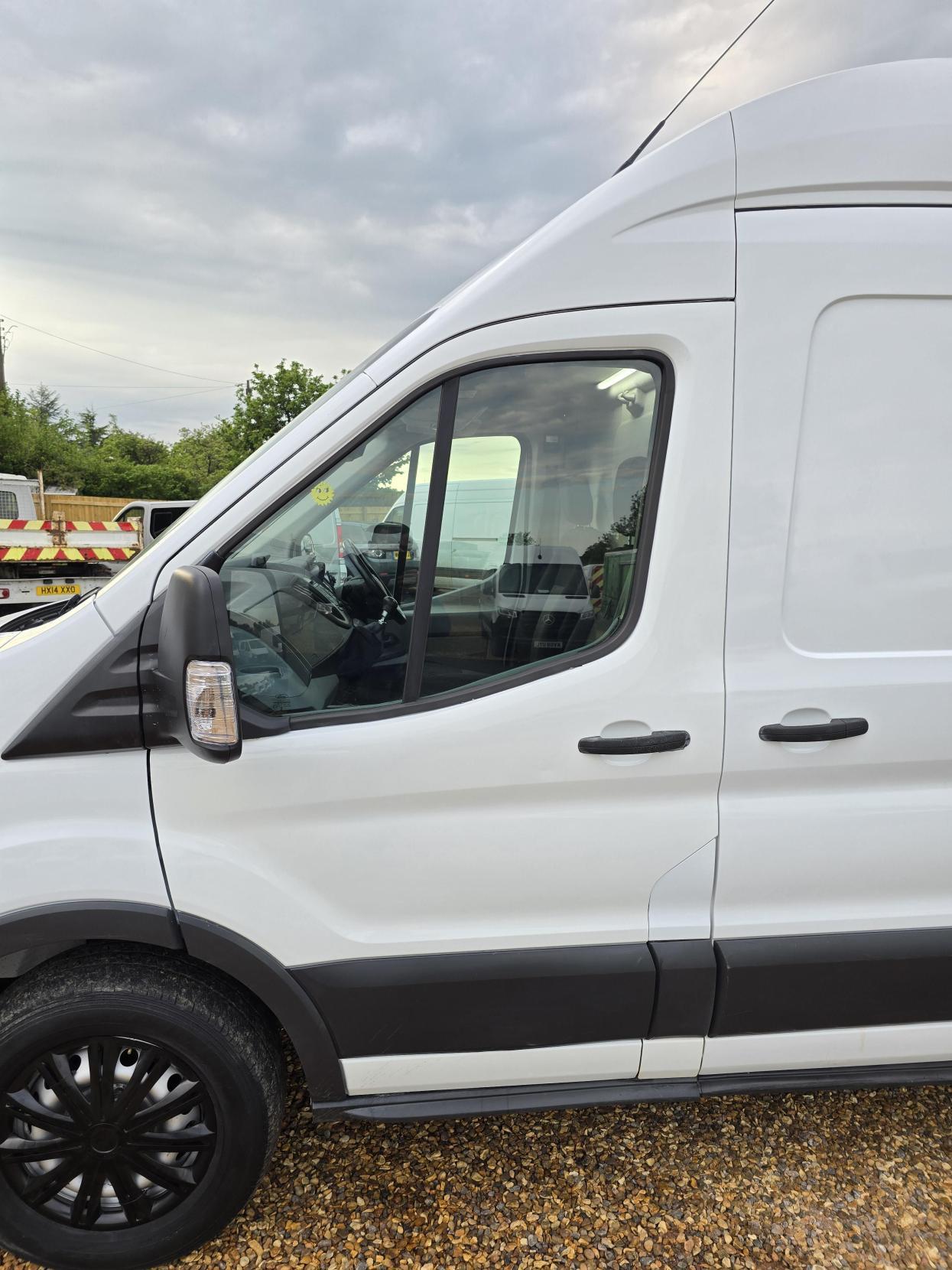 Ford Transit 2.0 350 EcoBlue Panel Van 5dr Diesel Manual RWD L2 H3 Euro 6 (130 ps)