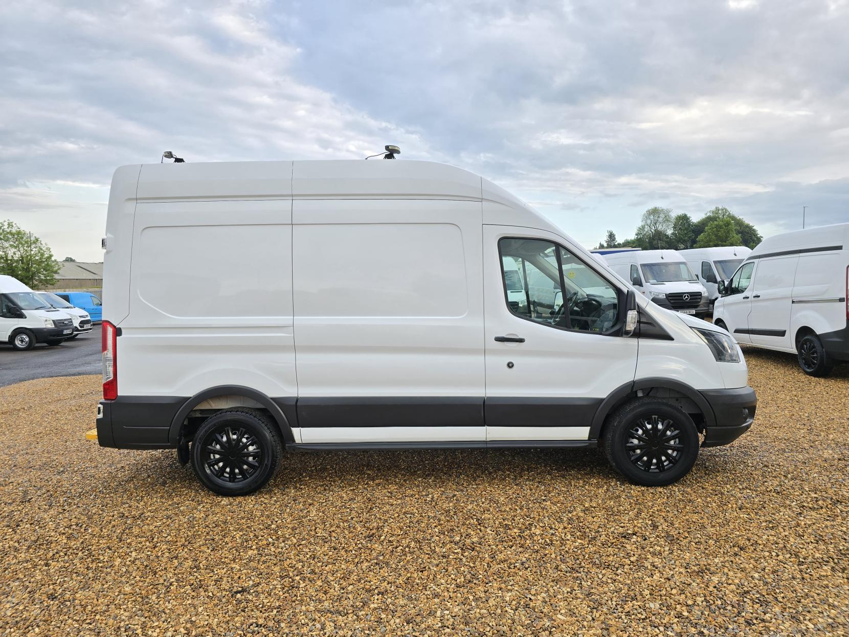 Ford Transit 2.0 350 EcoBlue Panel Van 5dr Diesel Manual RWD L2 H3 Euro 6 (130 ps)