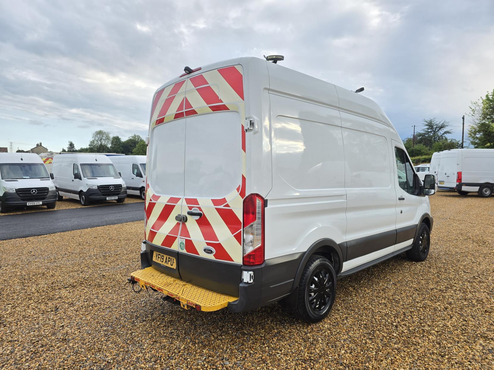 Ford Transit 2.0 350 EcoBlue Panel Van 5dr Diesel Manual RWD L2 H3 Euro 6 (130 ps)