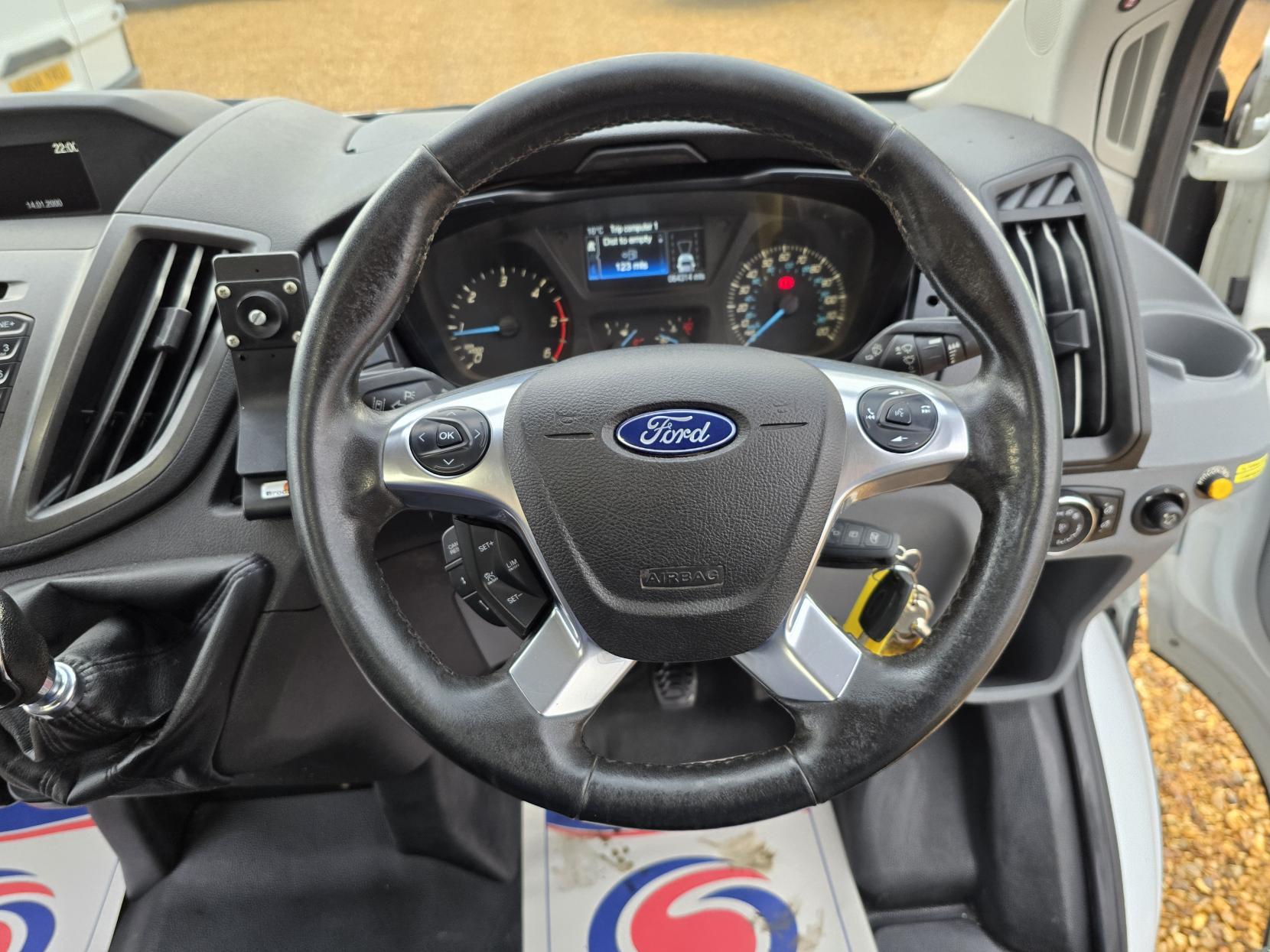 Ford Transit 2.0 350 EcoBlue Panel Van 5dr Diesel Manual RWD L2 H3 Euro 6 (130 ps)