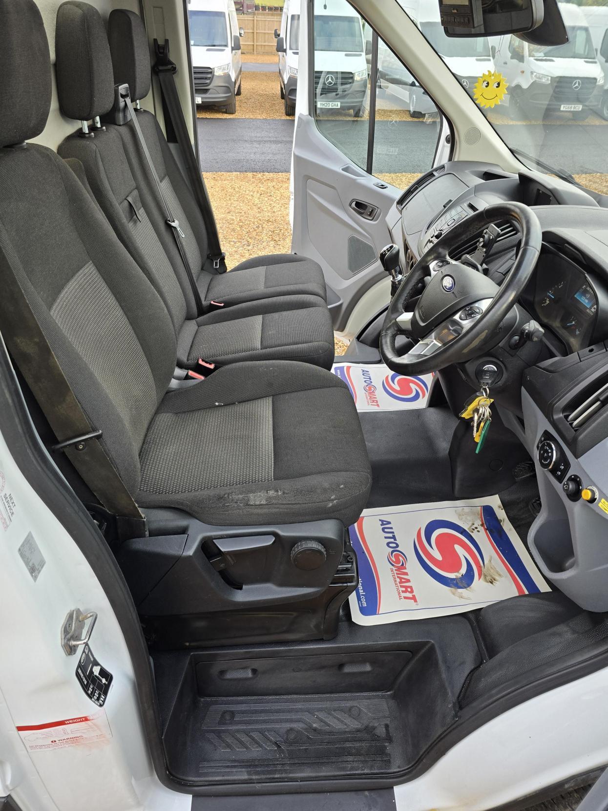Ford Transit 2.0 350 EcoBlue Panel Van 5dr Diesel Manual RWD L2 H3 Euro 6 (130 ps)