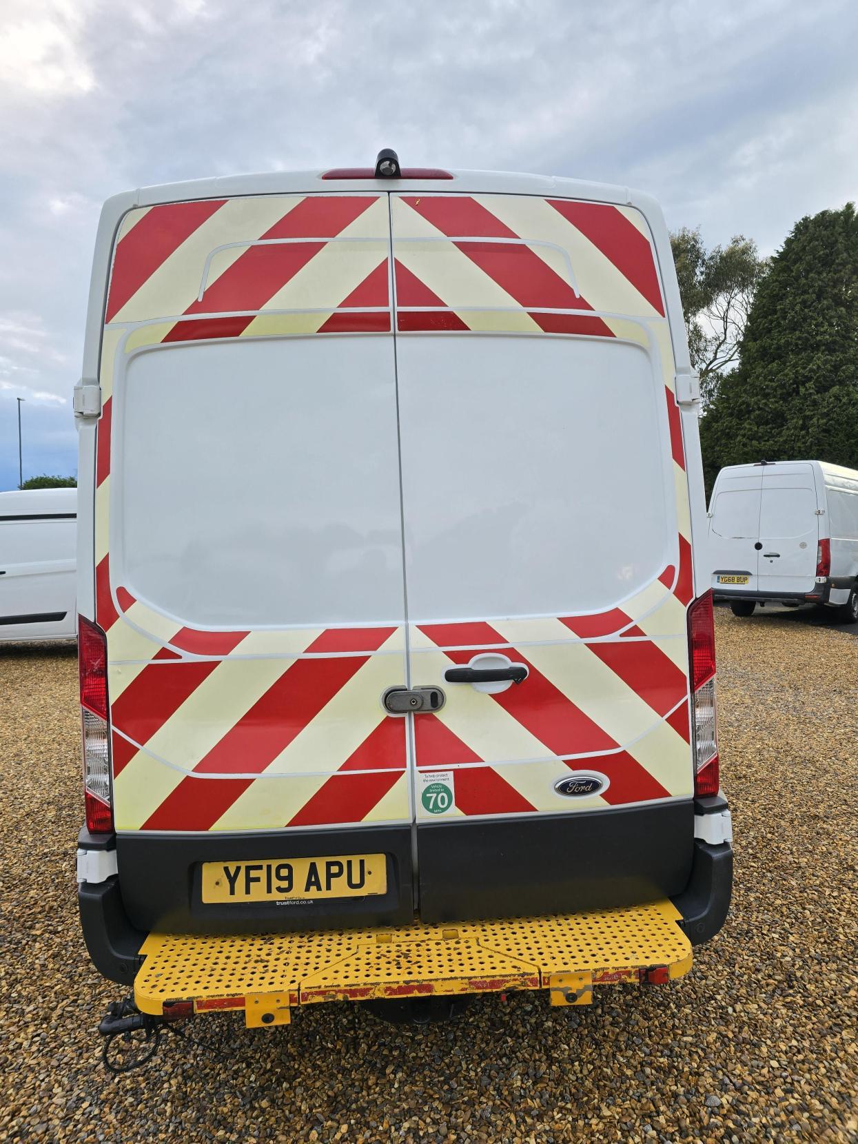 Ford Transit 2.0 350 EcoBlue Panel Van 5dr Diesel Manual RWD L2 H3 Euro 6 (130 ps)