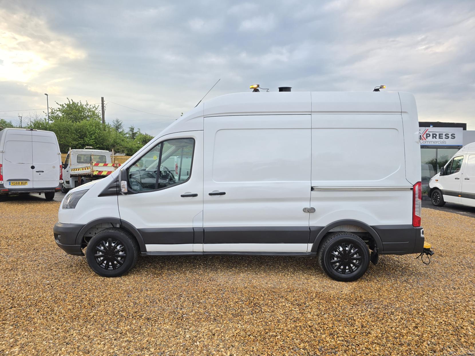 Ford Transit 2.0 350 EcoBlue Panel Van 5dr Diesel Manual RWD L2 H3 Euro 6 (130 ps)