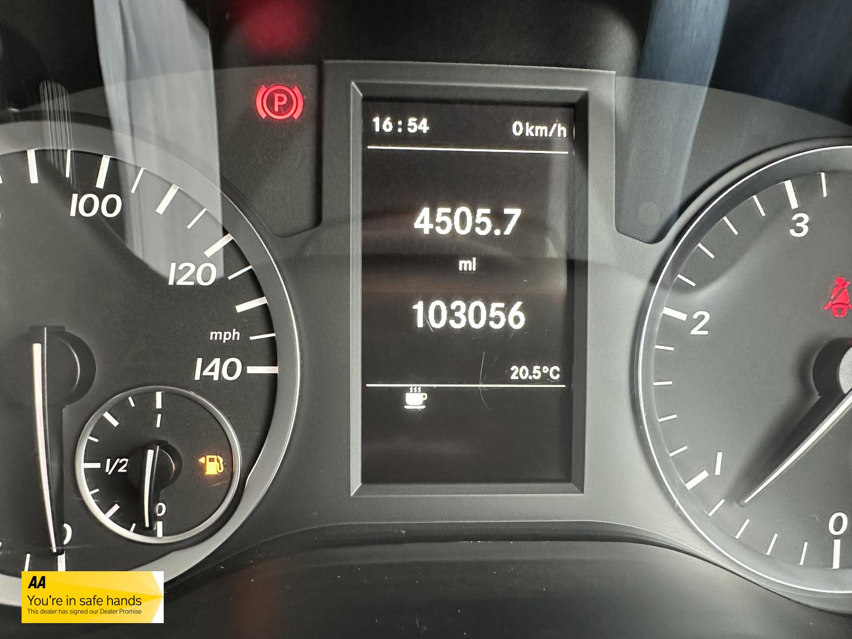 Mercedes-Benz Vito 2.1 116 CDI BlueTEC Panel Van 5dr Diesel Manual RWD L1 Euro 6 (s/s) (163 ps)