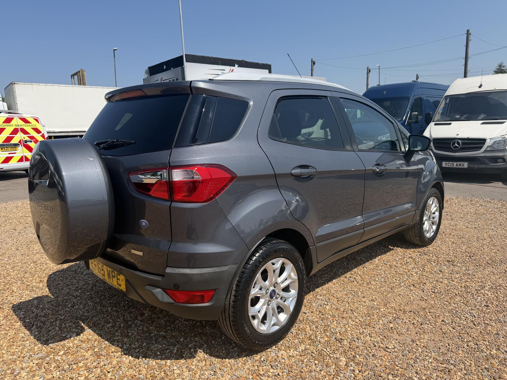 2015 Ford EcoSport 1.0T EcoBoost Zetec SUV 5dr Petrol Manual 2WD Euro 6 (s/s) (125 ps) - Thumbnail 11