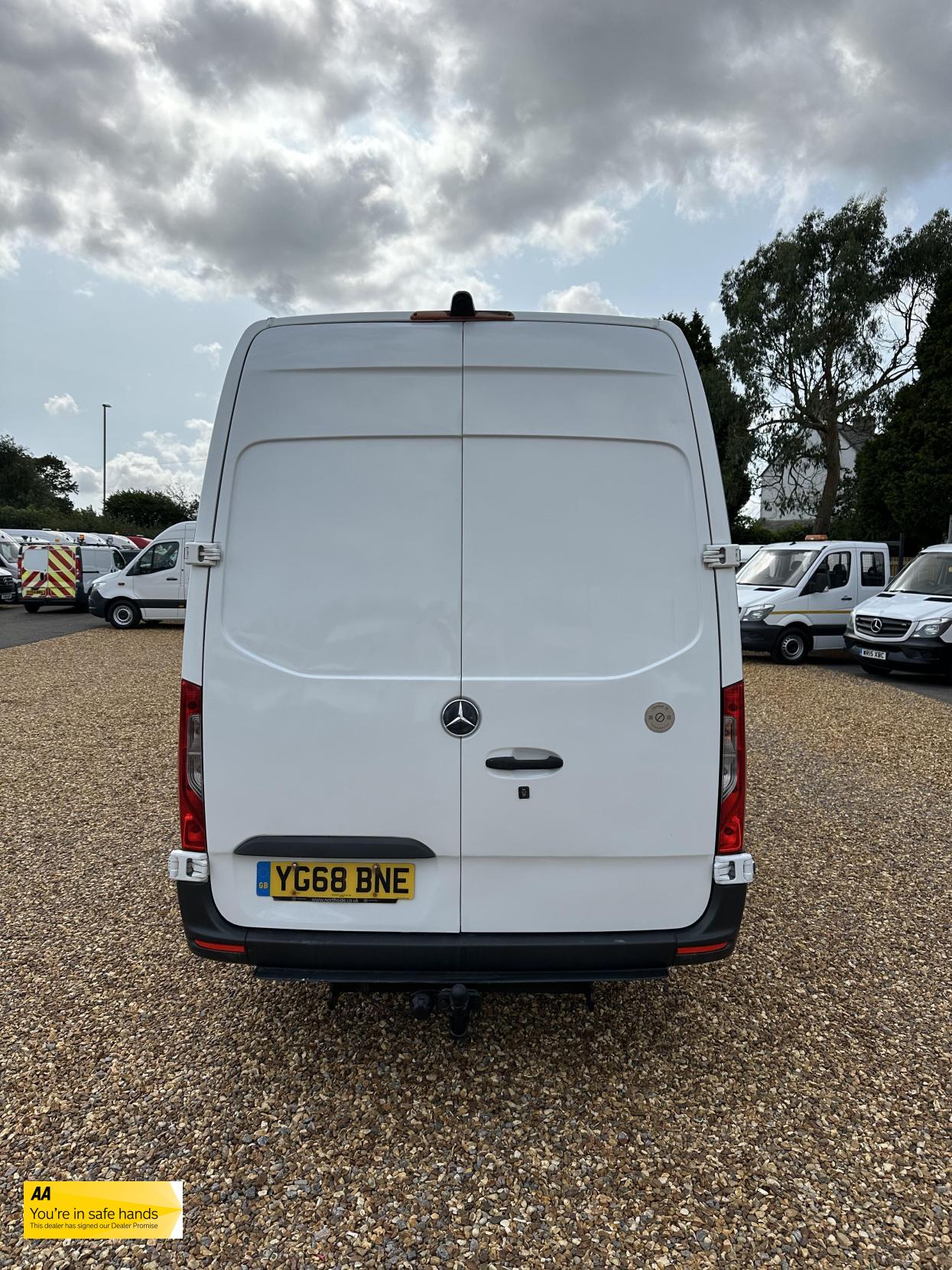 Mercedes-Benz Sprinter 2.1 311 CDI Panel Van 5dr Diesel Manual RWD L3 H2 Euro 6 (114 ps)