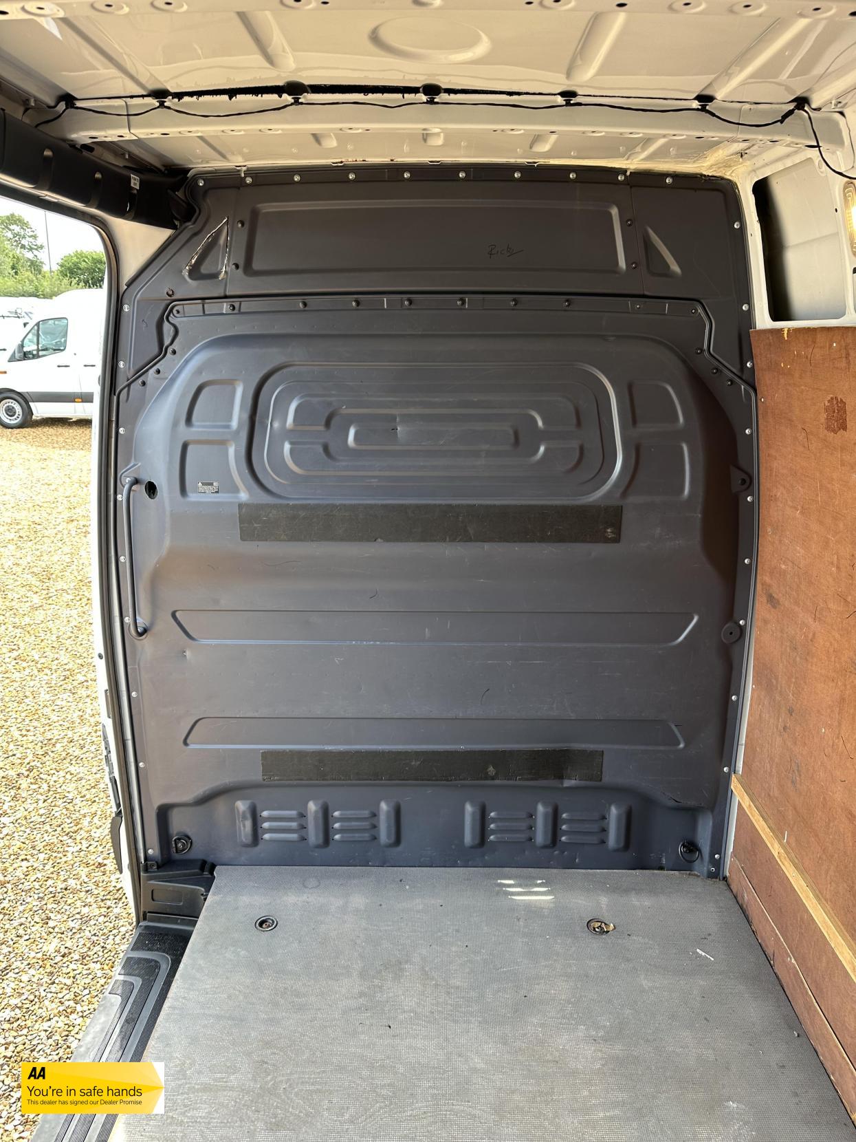 Mercedes-Benz Sprinter 2.1 311 CDI Panel Van 5dr Diesel Manual RWD L3 H2 Euro 6 (114 ps)