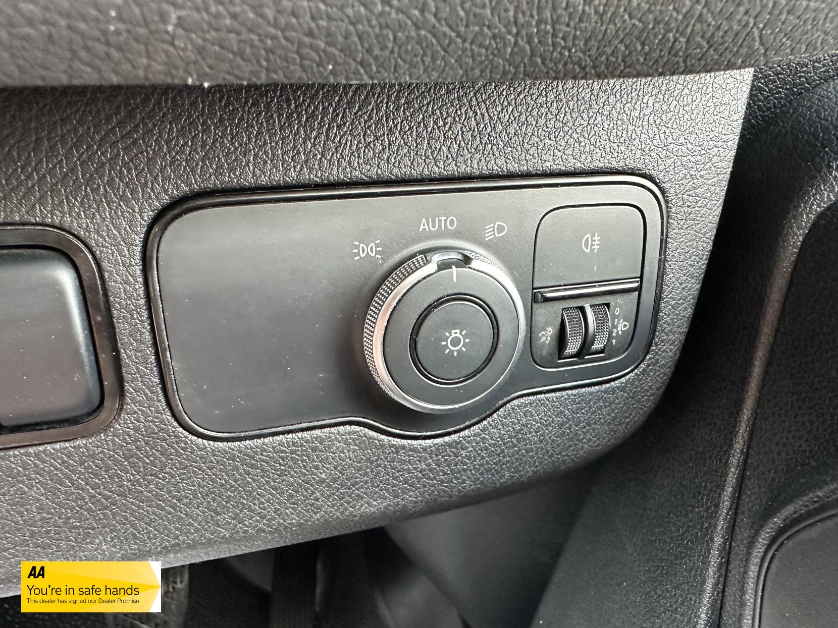 Mercedes-Benz Sprinter 2.1 311 CDI Panel Van 5dr Diesel Manual RWD L3 H2 Euro 6 (114 ps)