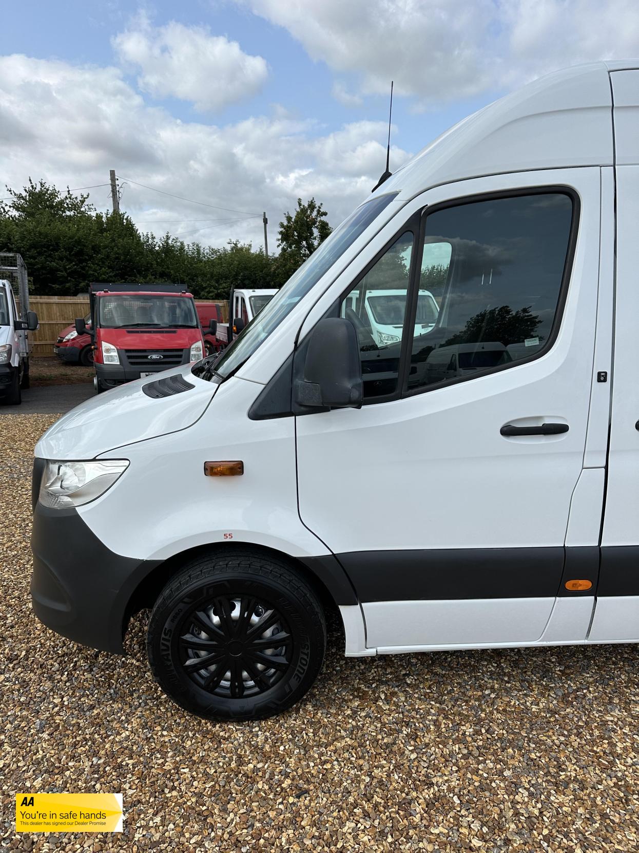 Mercedes-Benz Sprinter 2.1 311 CDI Panel Van 5dr Diesel Manual RWD L3 H2 Euro 6 (114 ps)
