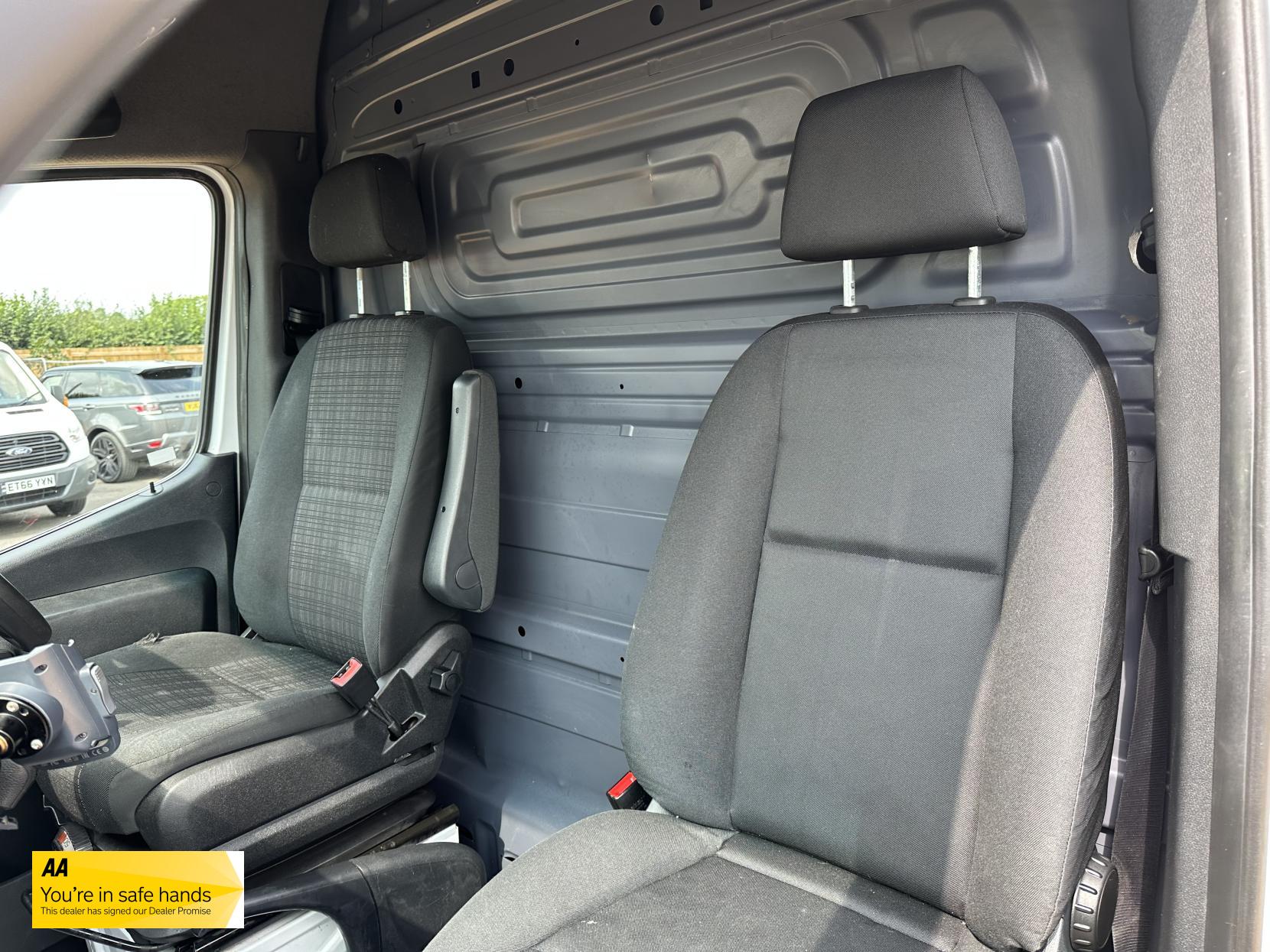 Mercedes-Benz Sprinter 2.1 311 CDI Panel Van 5dr Diesel Manual RWD L3 H2 Euro 6 (114 ps)