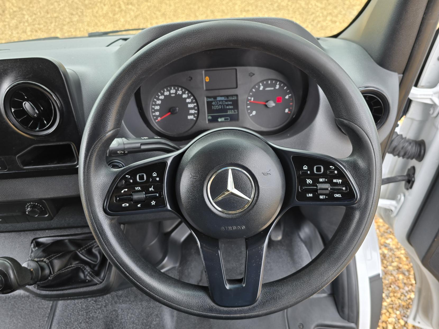 Mercedes-Benz Sprinter 2.1 311 CDI Panel Van 5dr Diesel Manual RWD L3 H2 Euro 6 (114 ps)