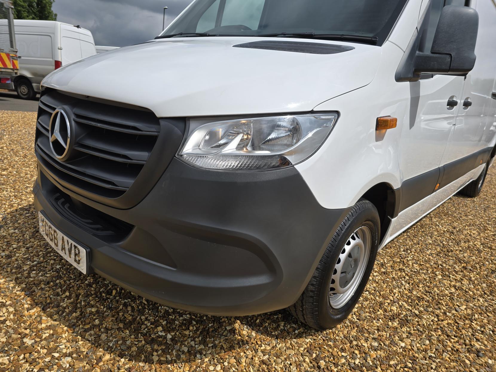 Mercedes-Benz Sprinter 2.1 311 CDI Panel Van 5dr Diesel Manual RWD L3 H2 Euro 6 (114 ps)