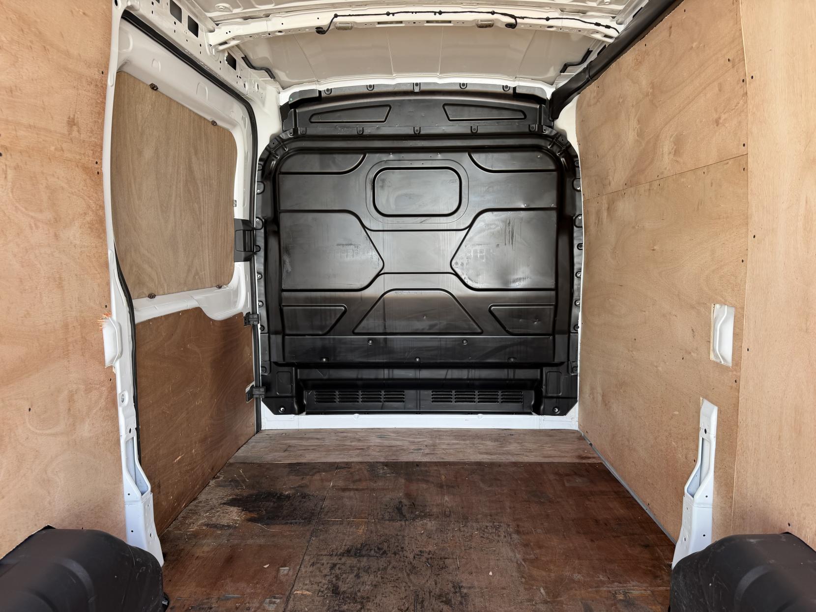 2017 Ford Transit 2.0 350 EcoBlue Panel Van 5dr Diesel Manual FWD L2 H2 Euro 6 (130 ps) - Thumbnail 43