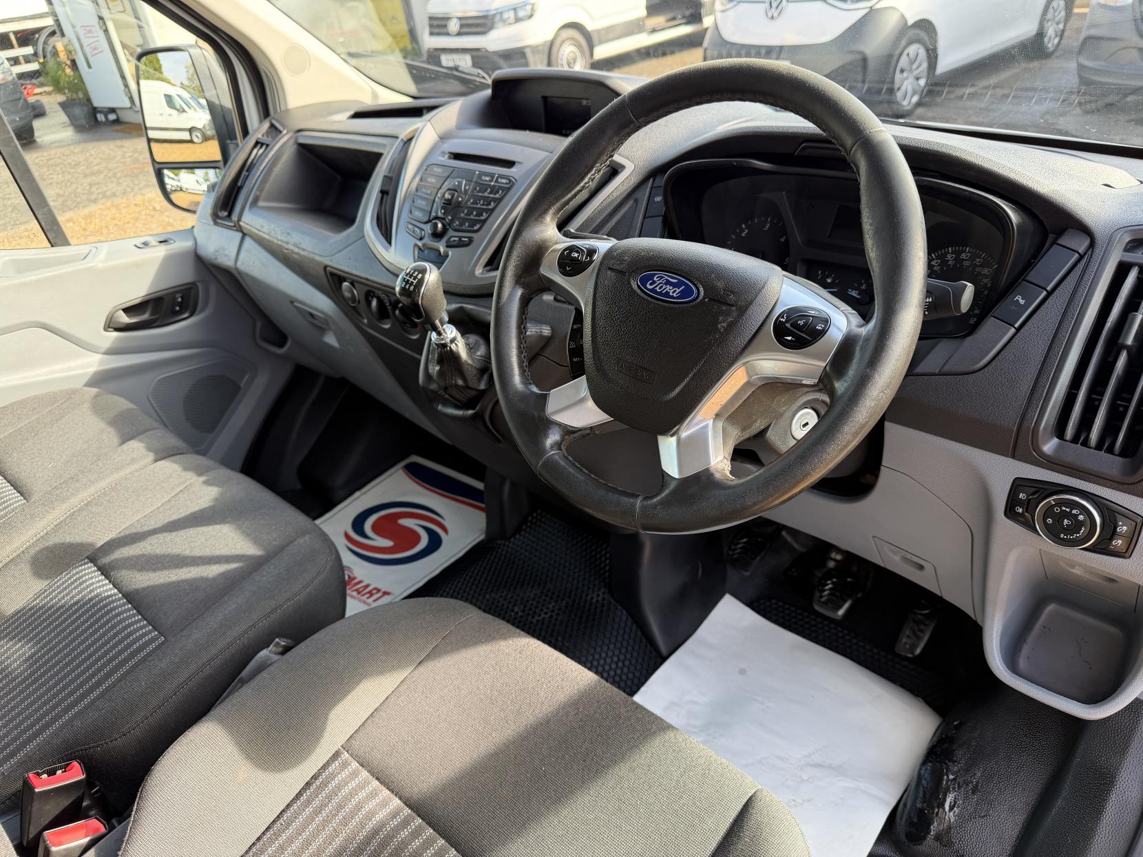 2017 Ford Transit 2.0 350 EcoBlue Panel Van 5dr Diesel Manual FWD L2 H2 Euro 6 (130 ps) - Thumbnail 2