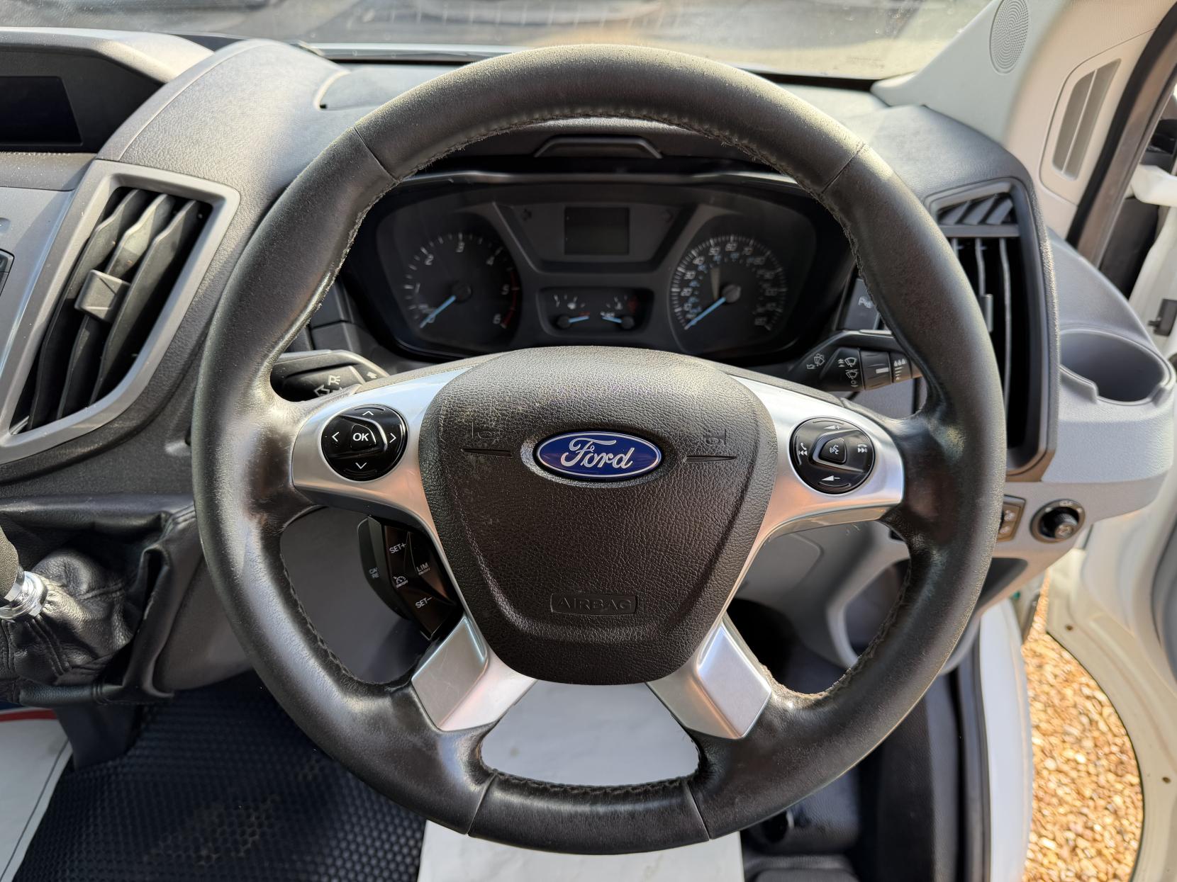 2017 Ford Transit 2.0 350 EcoBlue Panel Van 5dr Diesel Manual FWD L2 H2 Euro 6 (130 ps) - Thumbnail 16