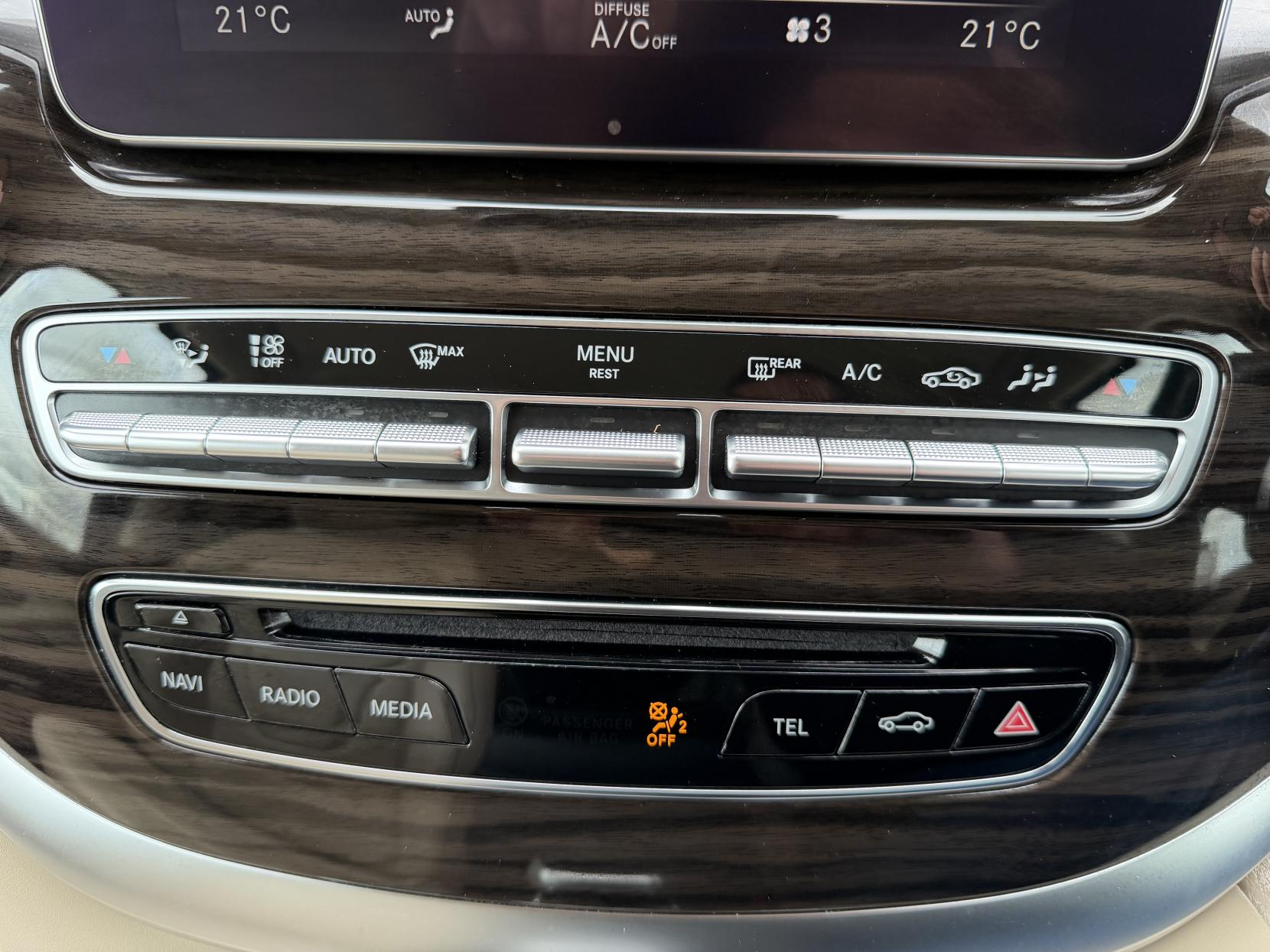 Mercedes-Benz V Class 2.0 V300d Sport MPV 5dr Diesel G-Tronic+ Euro 6 (s/s) XLWB (239 ps)