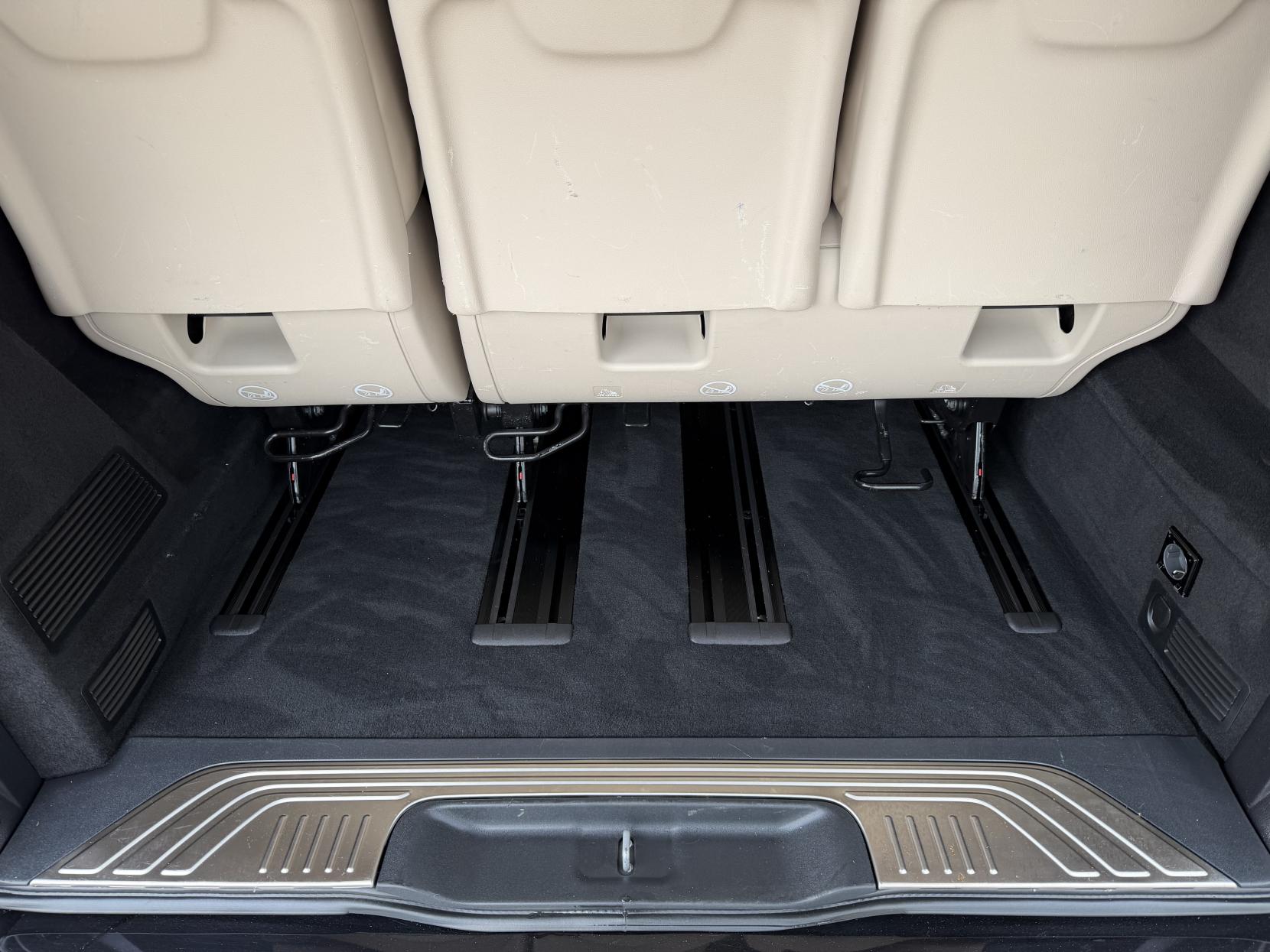 Mercedes-Benz V Class 2.0 V300d Sport MPV 5dr Diesel G-Tronic+ Euro 6 (s/s) XLWB (239 ps)