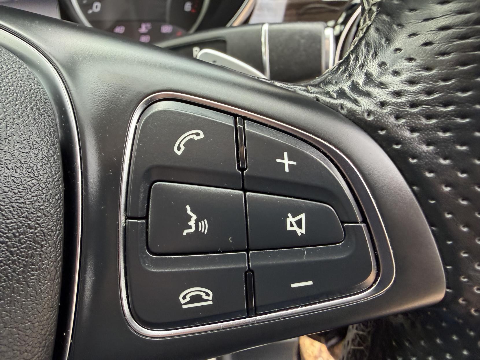 Mercedes-Benz V Class 2.0 V300d Sport MPV 5dr Diesel G-Tronic+ Euro 6 (s/s) XLWB (239 ps)