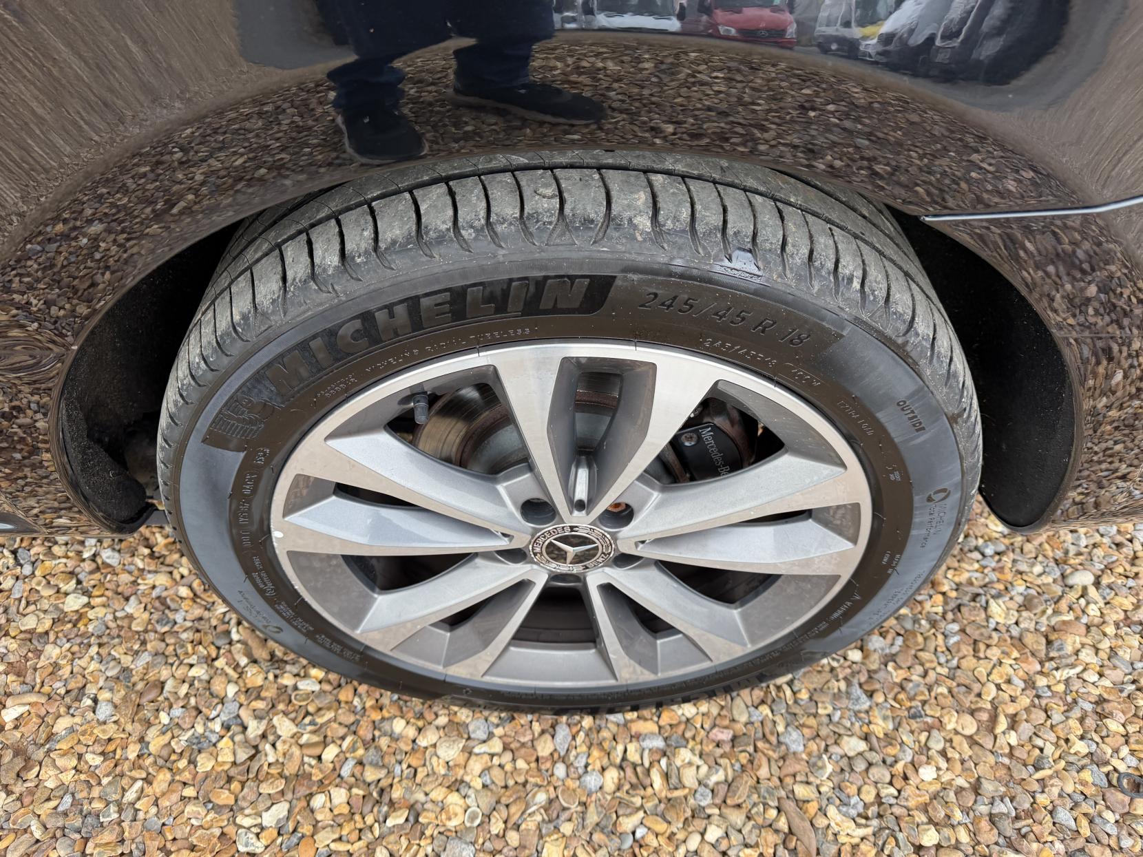 Mercedes-Benz V Class 2.0 V300d Sport MPV 5dr Diesel G-Tronic+ Euro 6 (s/s) XLWB (239 ps)