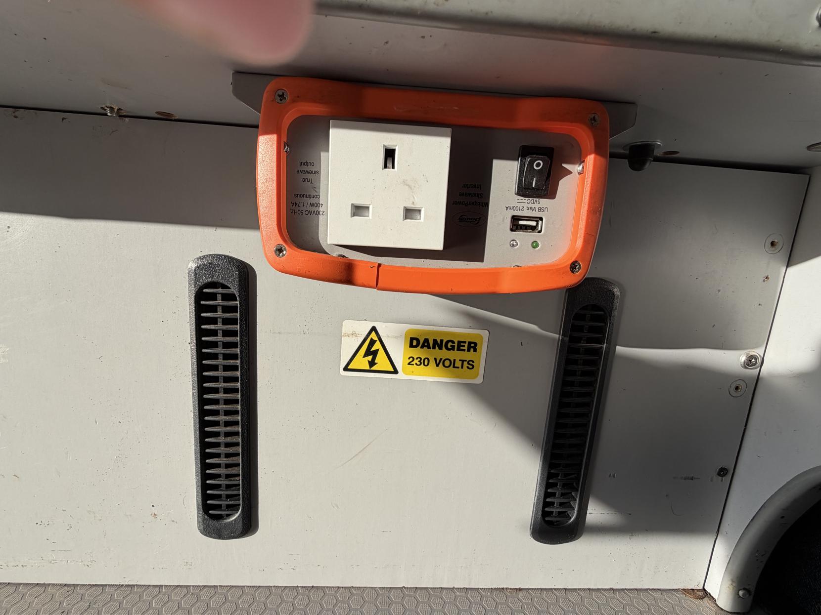 Vauxhall Movano 2.3 CDTi 3500 Panel Van 5dr Diesel Manual FWD L2 H2 Euro 6 (130 ps)