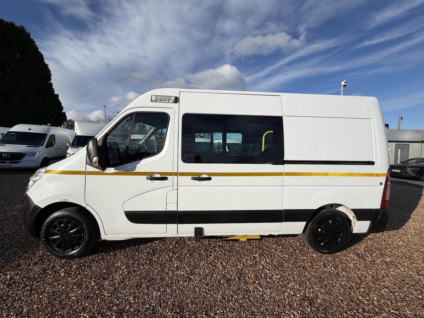 Vauxhall Movano 2.3 CDTi 3500 Panel Van 5dr Diesel Manual FWD L2 H2 Euro 6 (130 ps)