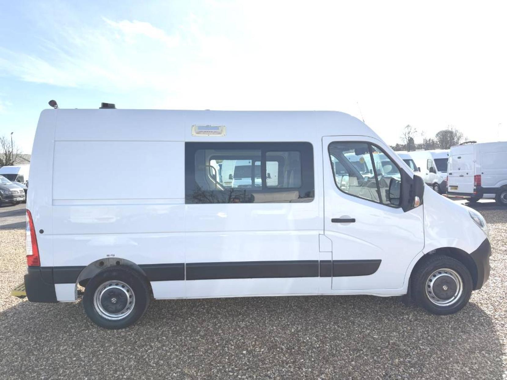 Vauxhall Movano 2.3 CDTi 3500 BiTurbo Edition Panel Van 5dr Diesel Manual FWD L2 H2 Euro 6 (135 ps)