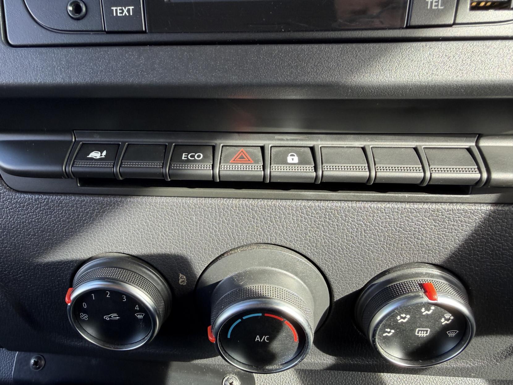 Vauxhall Movano 2.3 CDTi 3500 BiTurbo Edition Panel Van 5dr Diesel Manual FWD L2 H2 Euro 6 (135 ps)