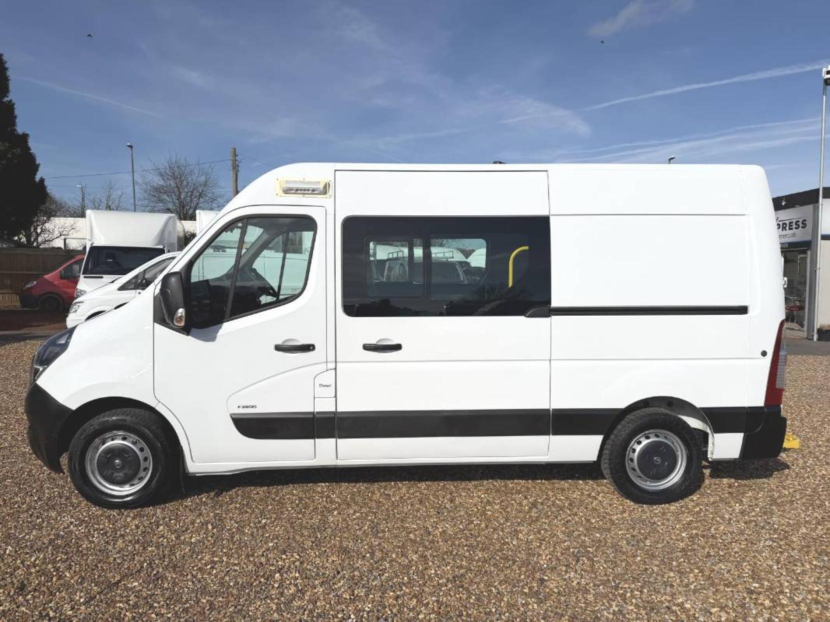 Vauxhall Movano 2.3 CDTi 3500 BiTurbo Edition Panel Van 5dr Diesel Manual FWD L2 H2 Euro 6 (135 ps)
