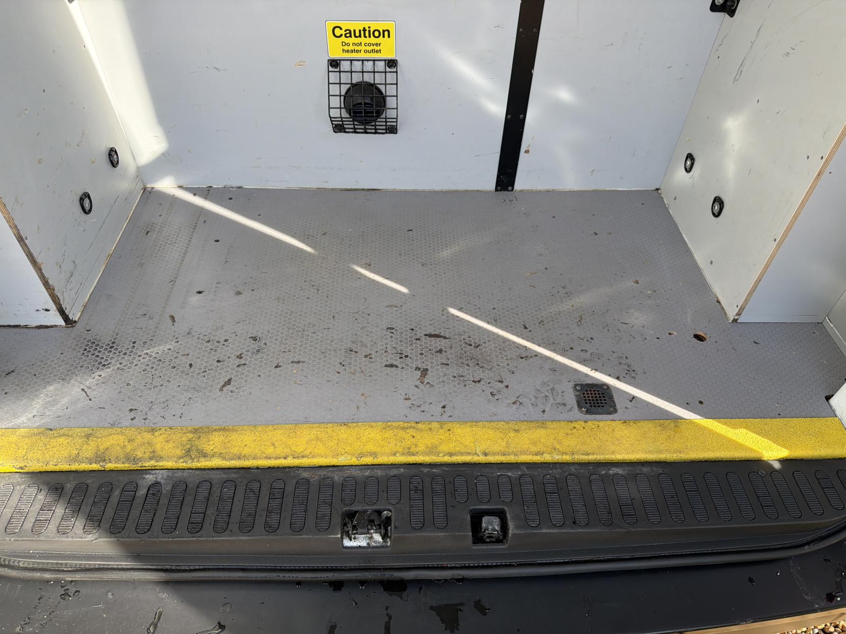 Vauxhall Movano 2.3 CDTi 3500 BiTurbo Edition Panel Van 5dr Diesel Manual FWD L2 H2 Euro 6 (135 ps)