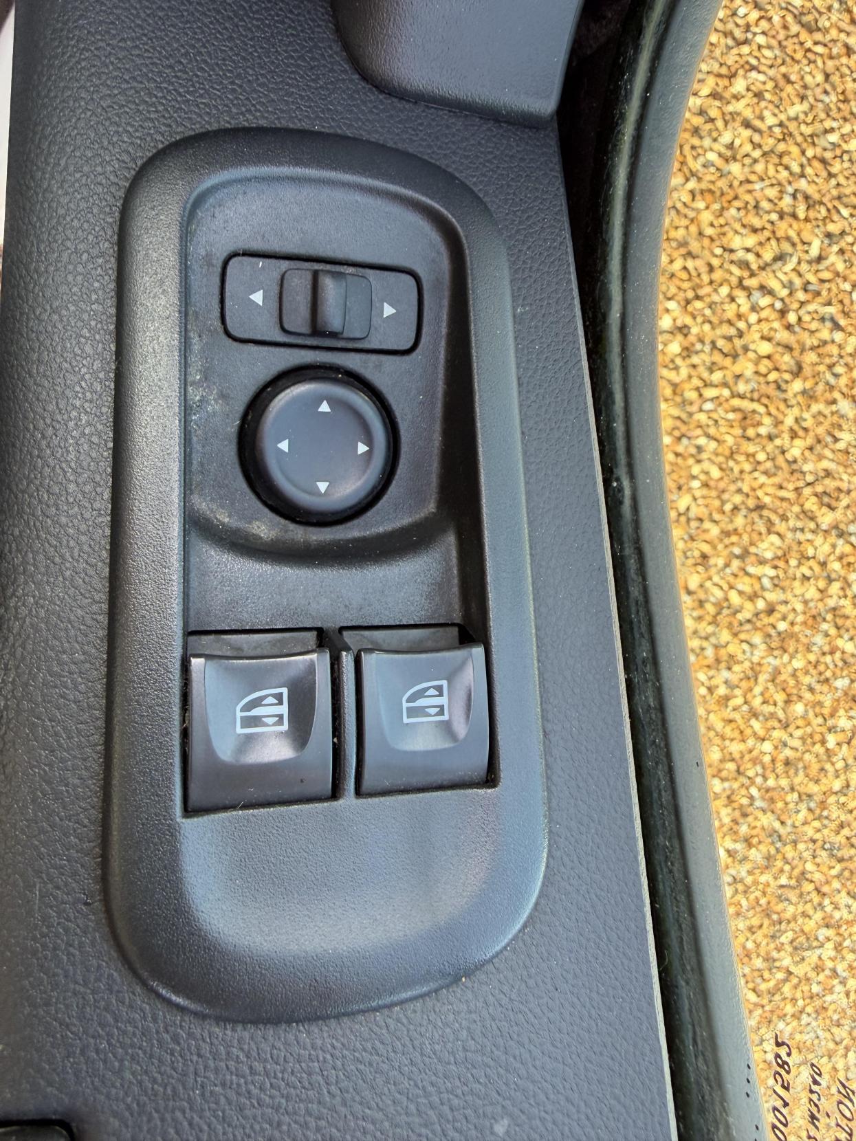 Vauxhall Movano 2.3 CDTi 3500 BiTurbo Edition Panel Van 5dr Diesel Manual FWD L2 H2 Euro 6 (135 ps)