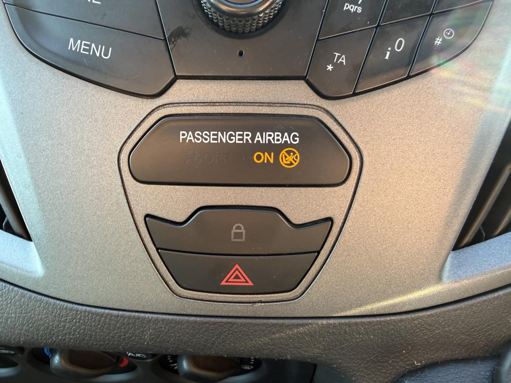 Ford Transit Custom 2.2 TDCi 290 Panel Van 5dr Diesel Manual L1 H1 (186 g/km, 98 bhp)