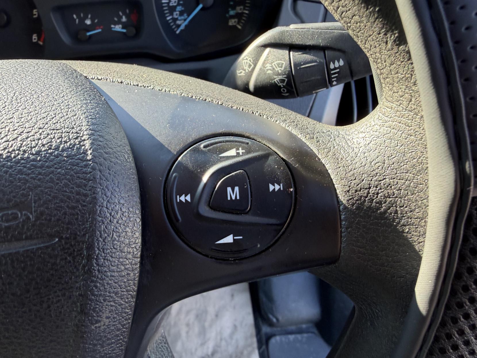 Ford Transit Custom 2.2 TDCi 290 Panel Van 5dr Diesel Manual L1 H1 (186 g/km, 98 bhp)